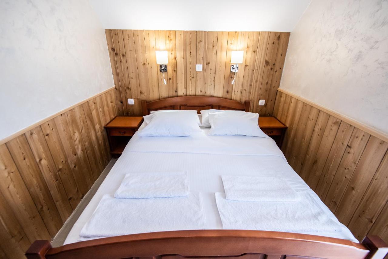 זבליאק Hotel Enigma מראה חיצוני תמונה