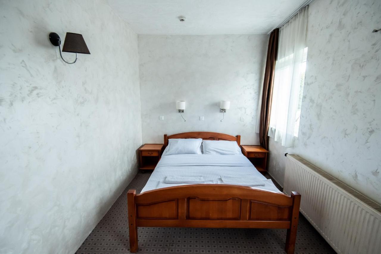 זבליאק Hotel Enigma מראה חיצוני תמונה