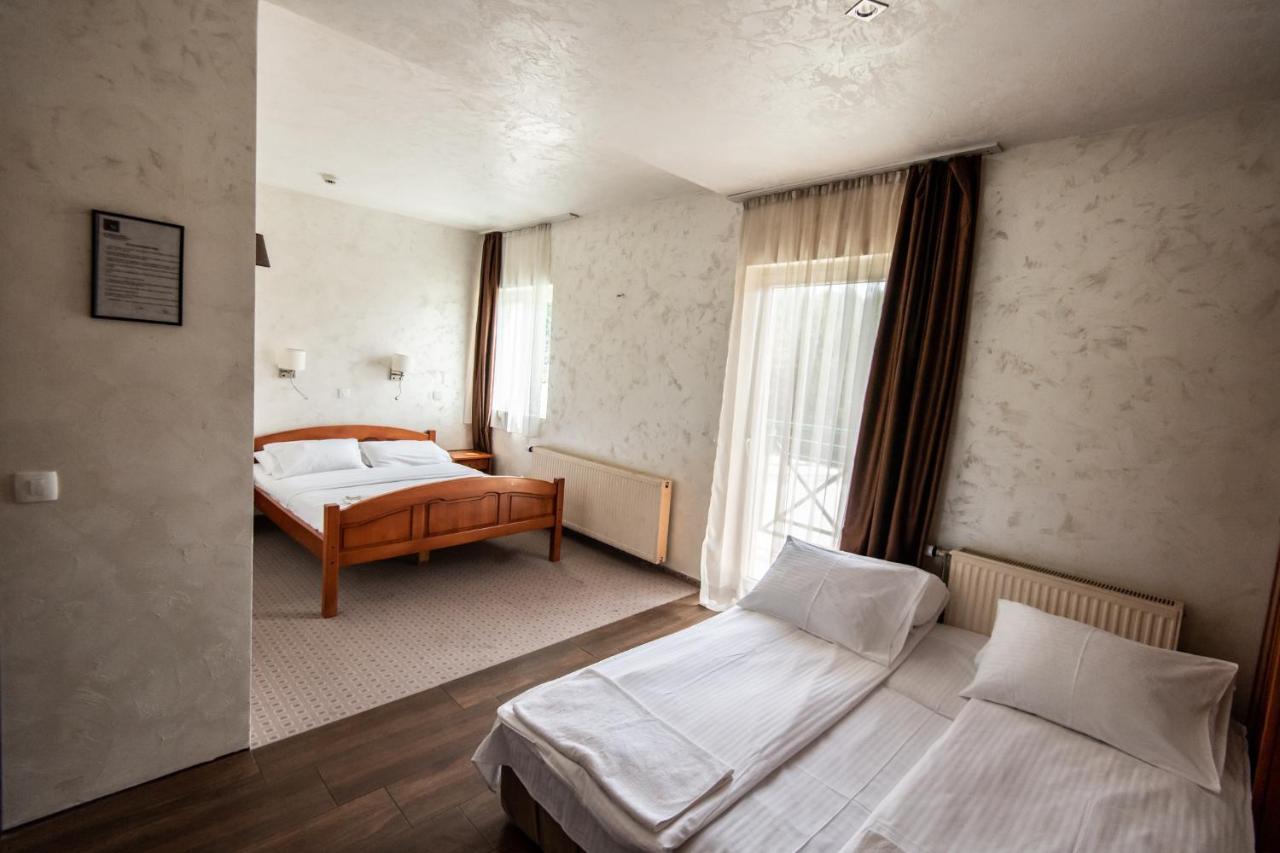 זבליאק Hotel Enigma מראה חיצוני תמונה