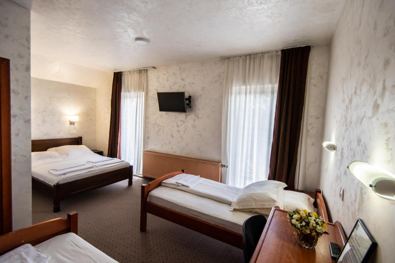 זבליאק Hotel Enigma מראה חיצוני תמונה